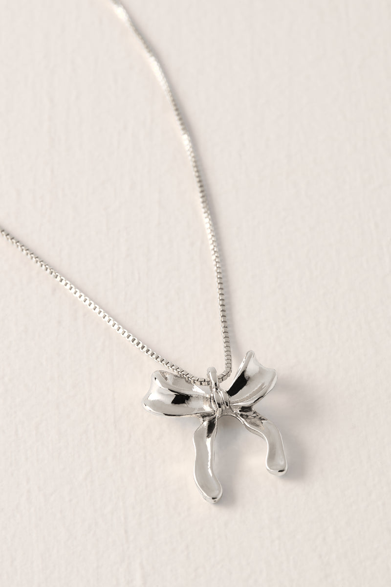 Collier à pendentif boucle - Cassian