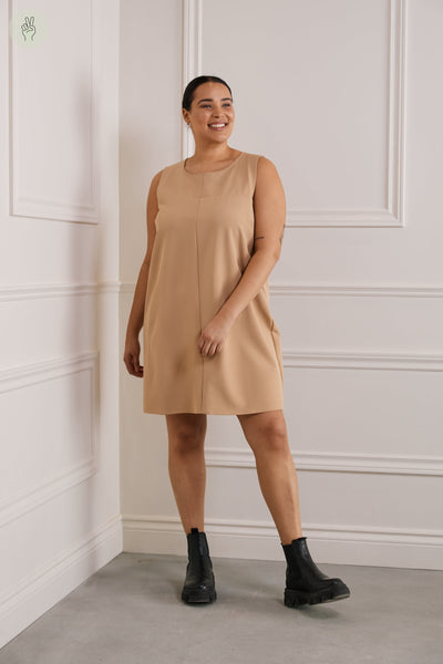 Robe courte à bretelles larges - 2027 (Seconde Main)-Recurate-Beige-XS-c72f0dd9-4842-4ee1-b615-6acdd41b5fbd-WOMANCE