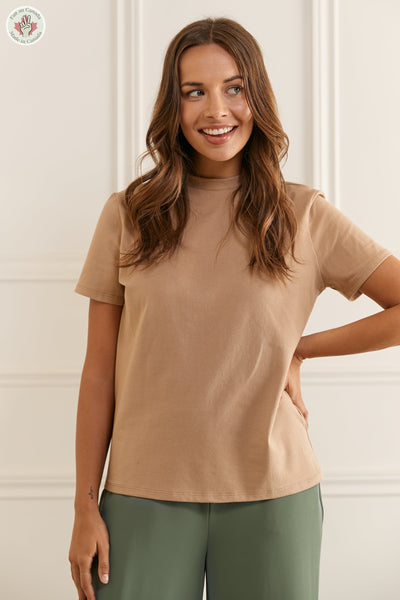 T-shirt coupe régulière - 9074 (Seconde Main)-Recurate-Beige-M-ddb8ed37-ee03-4687-94c9-d2f4c528059b-WOMANCE