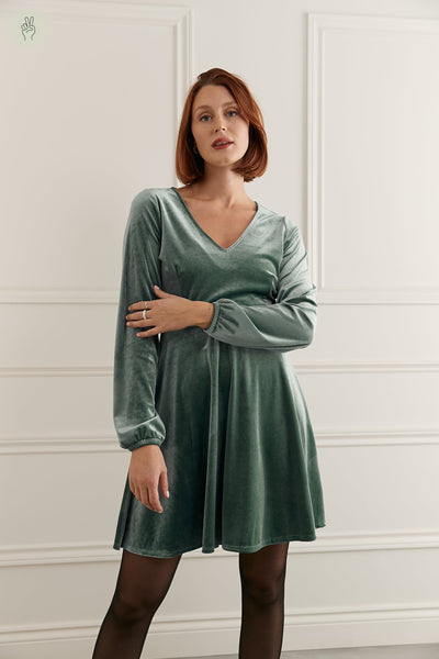 Robe courte en velours - 2111 (Seconde Main)-Recurate-Vert-XL-d2ec1139-6127-498c-86e3-f9c45f37c018-WOMANCE