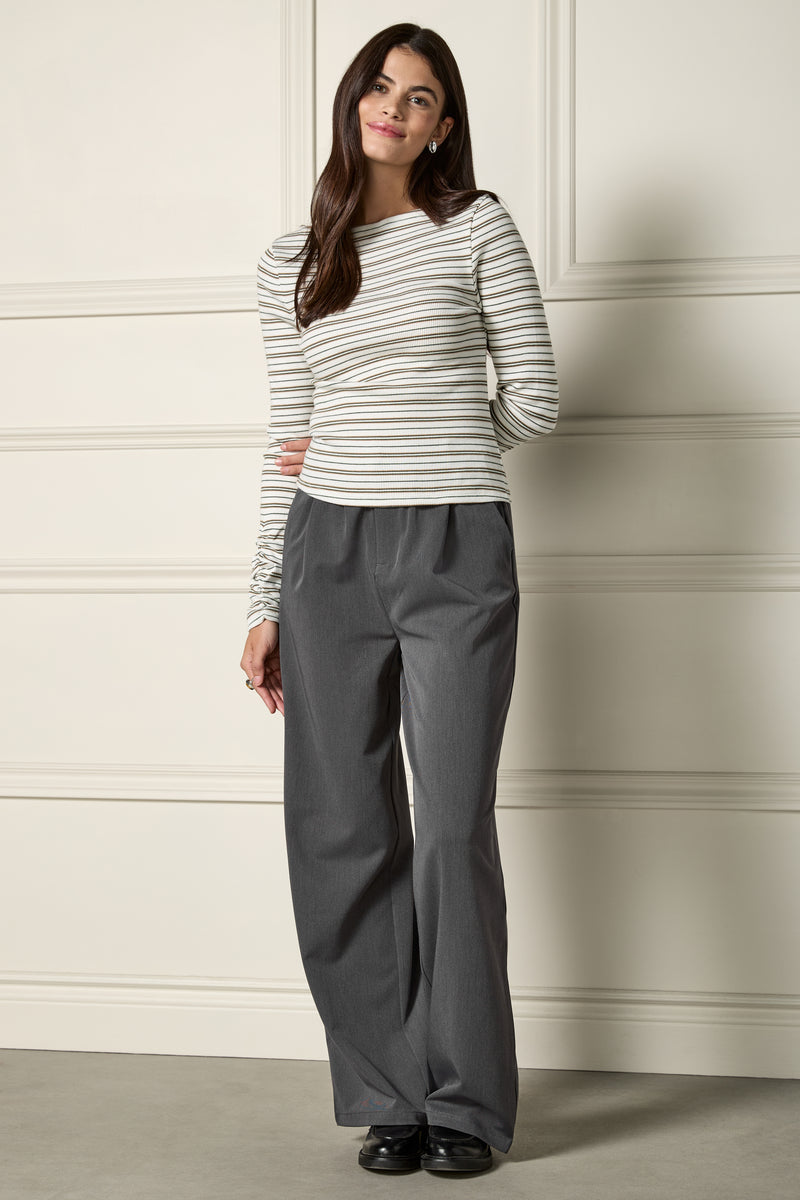 Fitted Boat Neck Top - 9132