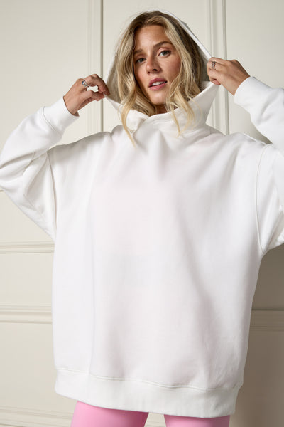 Chandail à capuchon « Happy Girl Era » - 9151