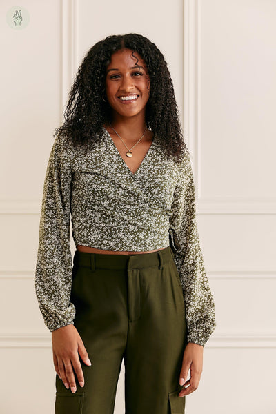 Blouse courte cache-cœur - 4048 (Seconde Main)-Chandail - Seconde main-Trove-Kaki-M-2834fa02-ca3f-49ca-a95e-928698f433bf-WOMANCE