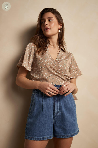 Blouse courte portefeuille - 4063 (Seconde Main)-Chemise - Seconde main-Trove-Brun-M-9e39a122-3f6e-45cd-b9b3-31bfc87bf044-WOMANCE