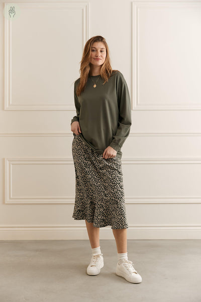 Chandail oversized manches longues - 9095 (Seconde Main)-Chandail - Seconde main-Trove-Kaki-M-ad15d55d-d8da-4ec6-aaf8-33294519fc9e-WOMANCE