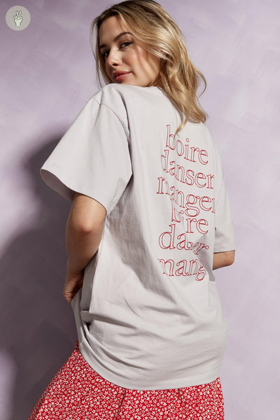 T-shirt avec imprimé - 9101 (Seconde Main)-Chandail - Seconde main-Trove-Lilas-L/XL-b026a4ab-444e-4284-a8f0-080ed2d1f401-WOMANCE