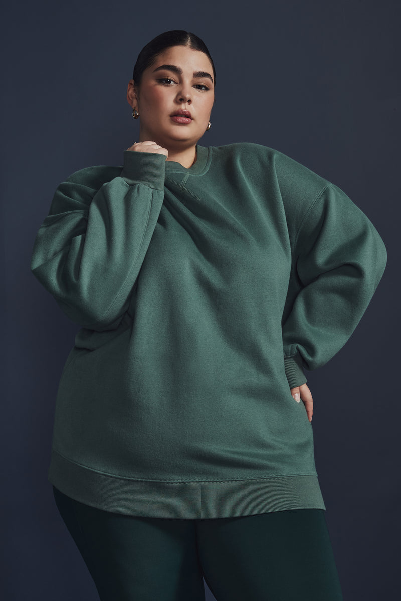 CREWNECK-9140-VERT-WOMANCE