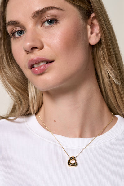 Pendant Necklace - Free