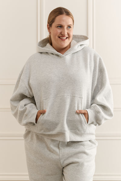 HOODIE-9113-WOMANCE-CURVES-1