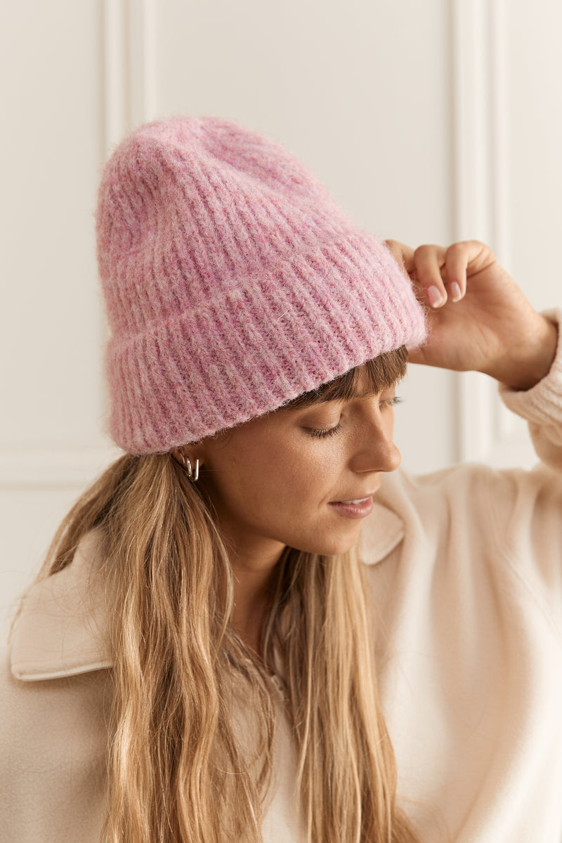 TUQUE-A0140-ROSE-WOMANCE