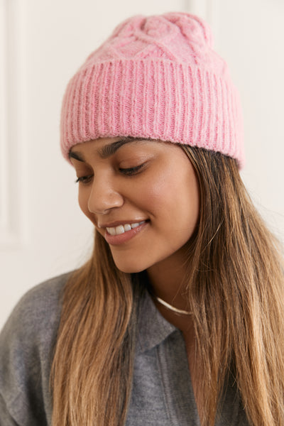 TUQUE-ROSE-WOMANCE