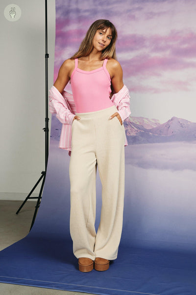 Pantalon effet corduroy - 5106 (Seconde Main)-Pantalon-Trove-Crème-S-8b96427e-bbd2-4b43-a86e-2ad5fca8f4c4-WOMANCE