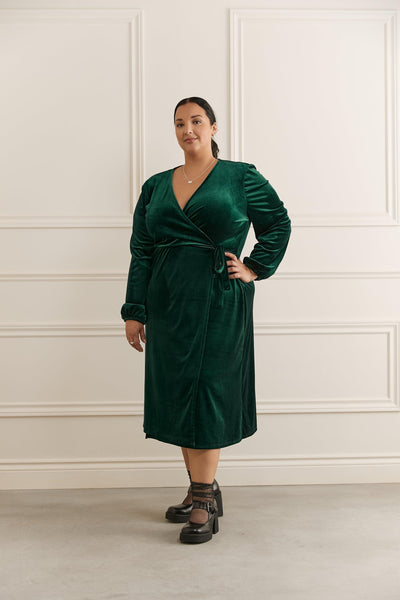 ROBE-2114-VERT-WOMANCE-CURVES-1